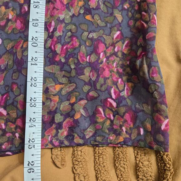 J.Crew Women Whimsigoth Romantic 2010s Sheer Silk Floral Ruffle Button-Up Top 8 - Picture 11 of 11